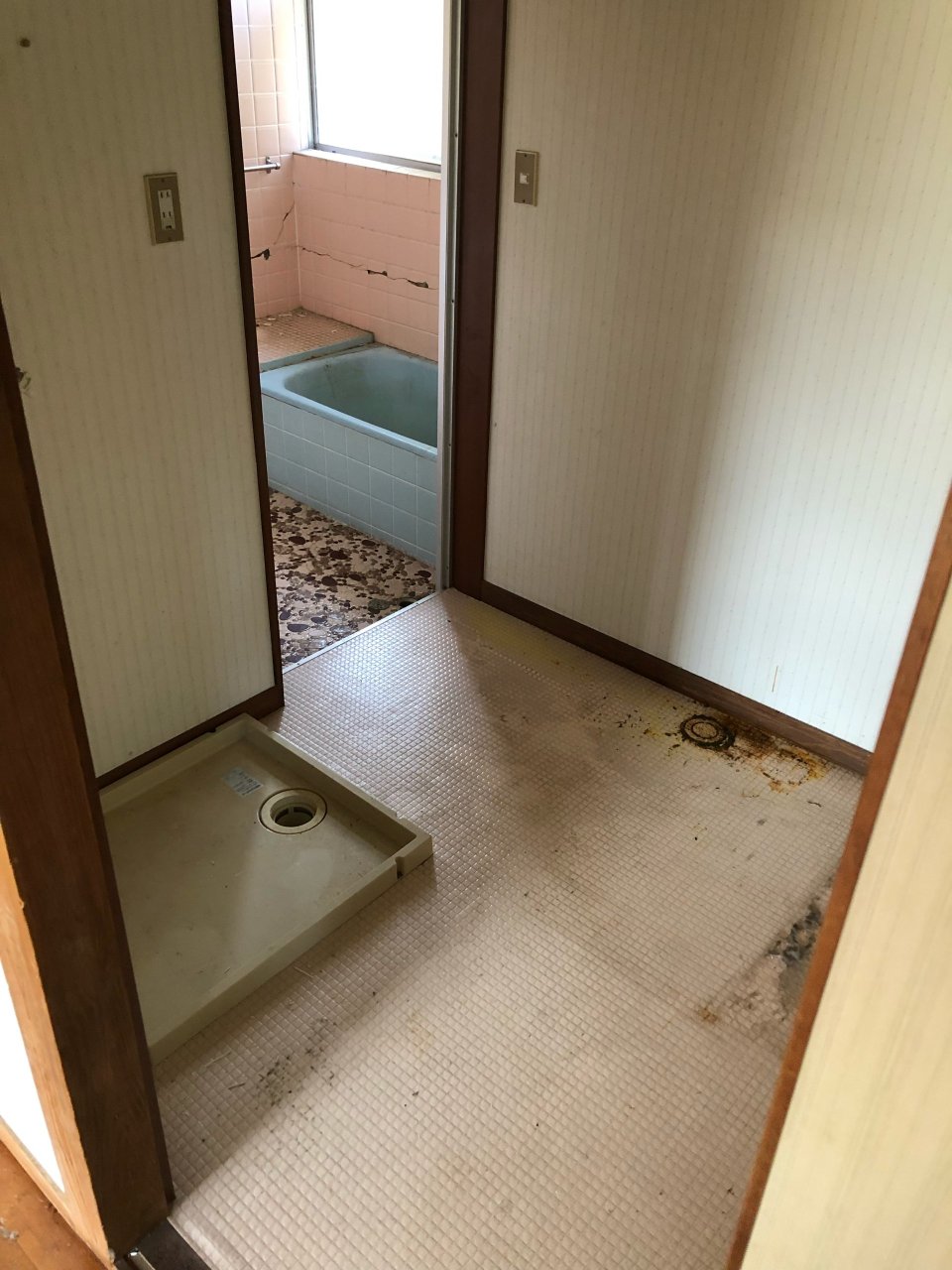 アースリサイクル|福島市・便利屋・不用品買取り・遺品整理・片付け・住宅リフォーム